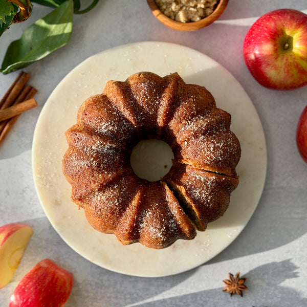 Apple Cider Donut Cake: Cozy, Sweet, and Perfectly Spiced